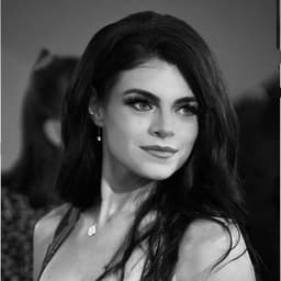 Lauren's Instagram profile picture